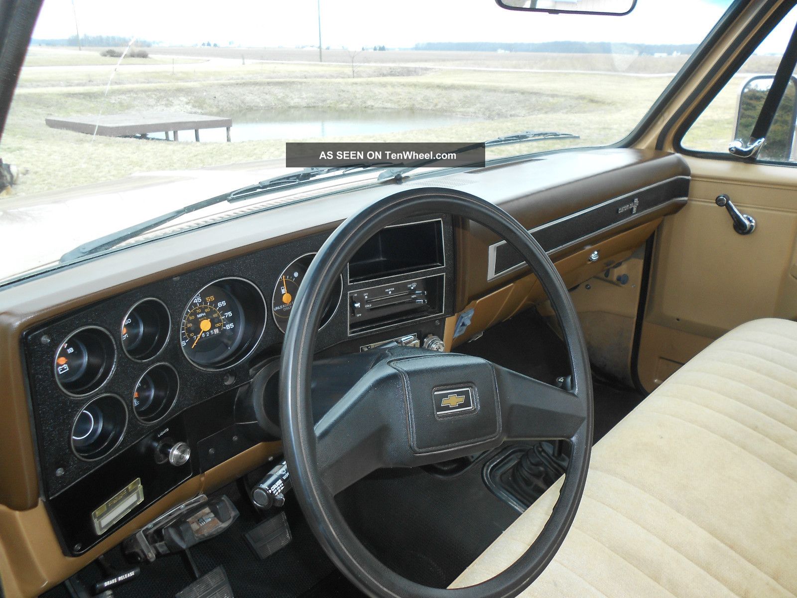 Chevrolet V30 1987 #8