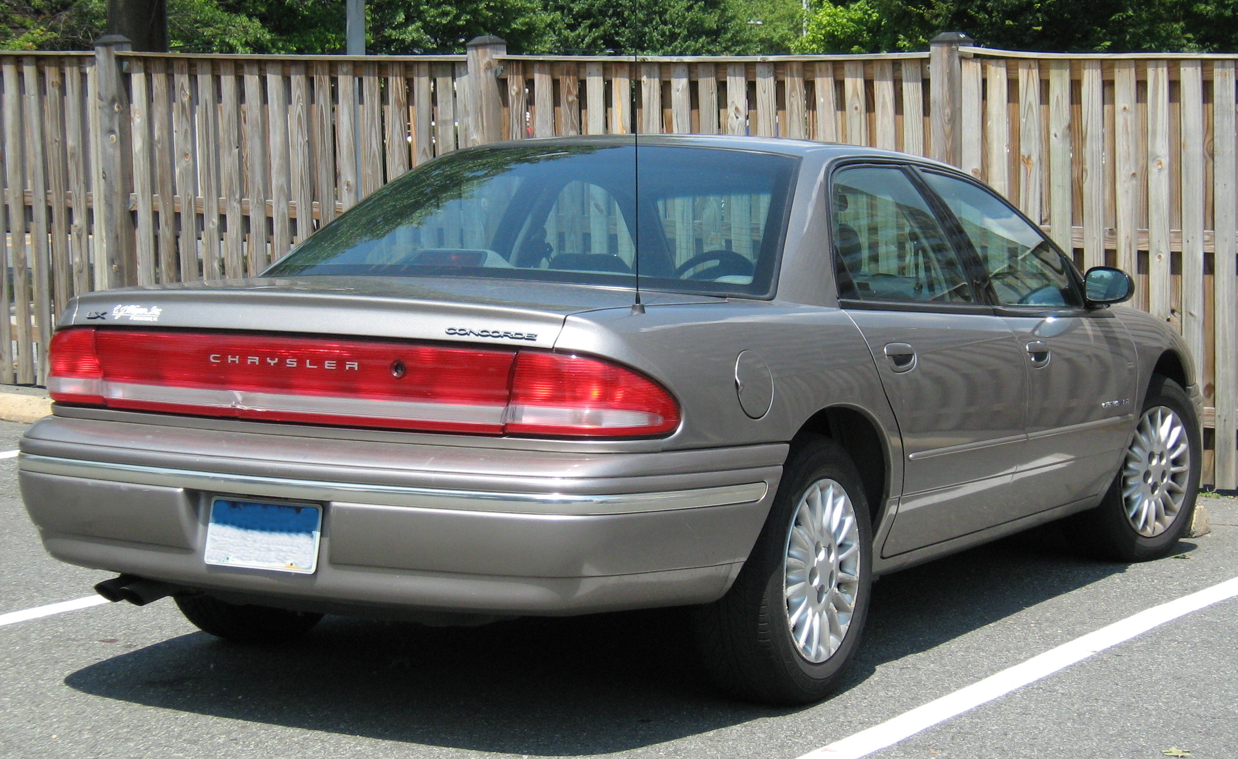 Chrysler Concorde 1993 #4