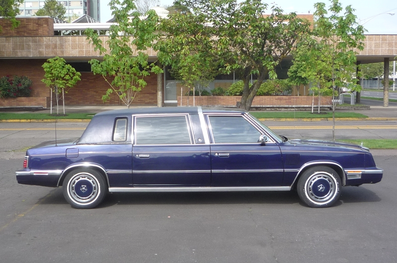 Chrysler Executive 1985 #7