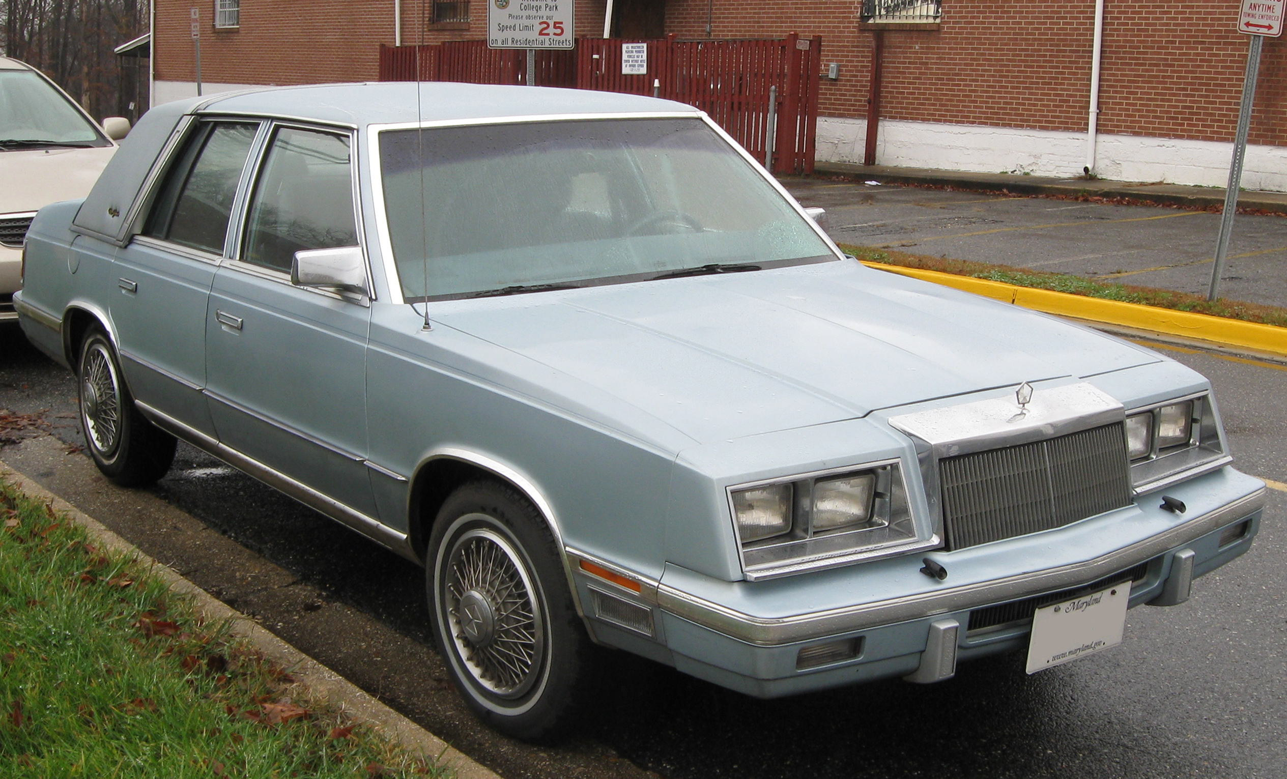 1988 Chrysler New Yorker - Information and photos - MOMENTcar