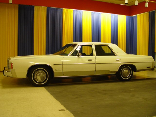 Chrysler Newport 1976 #12
