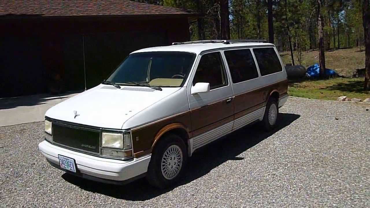 Chrysler Town and Country 1990 #1