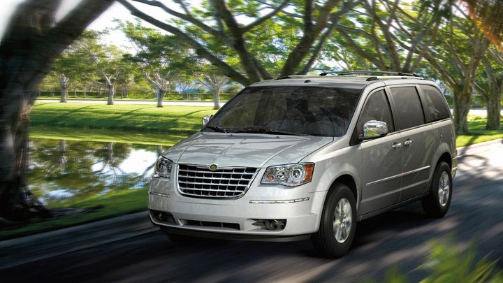 Chrysler Town and Country 2010 #13