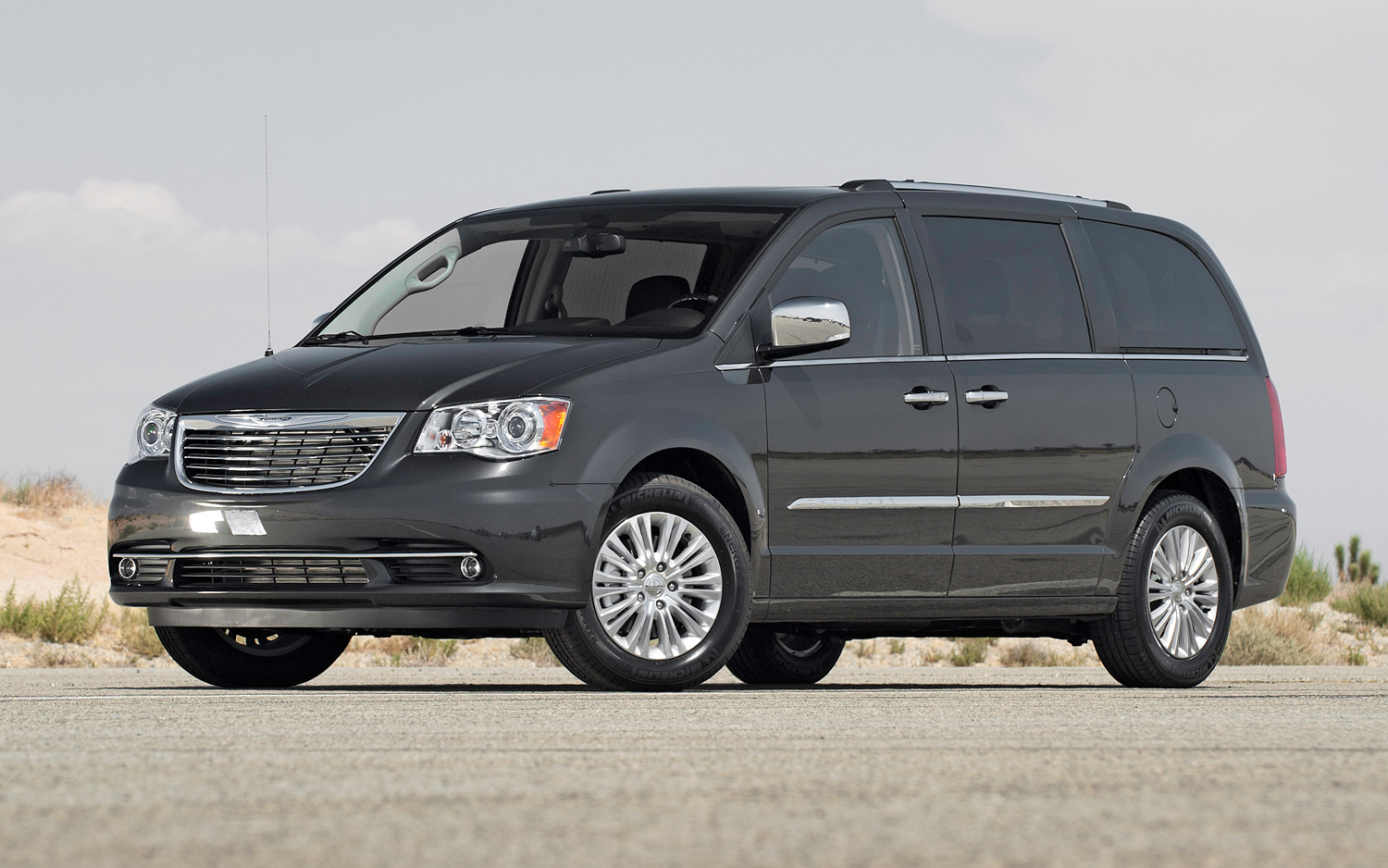 Chrysler Town and Country 2012 #4