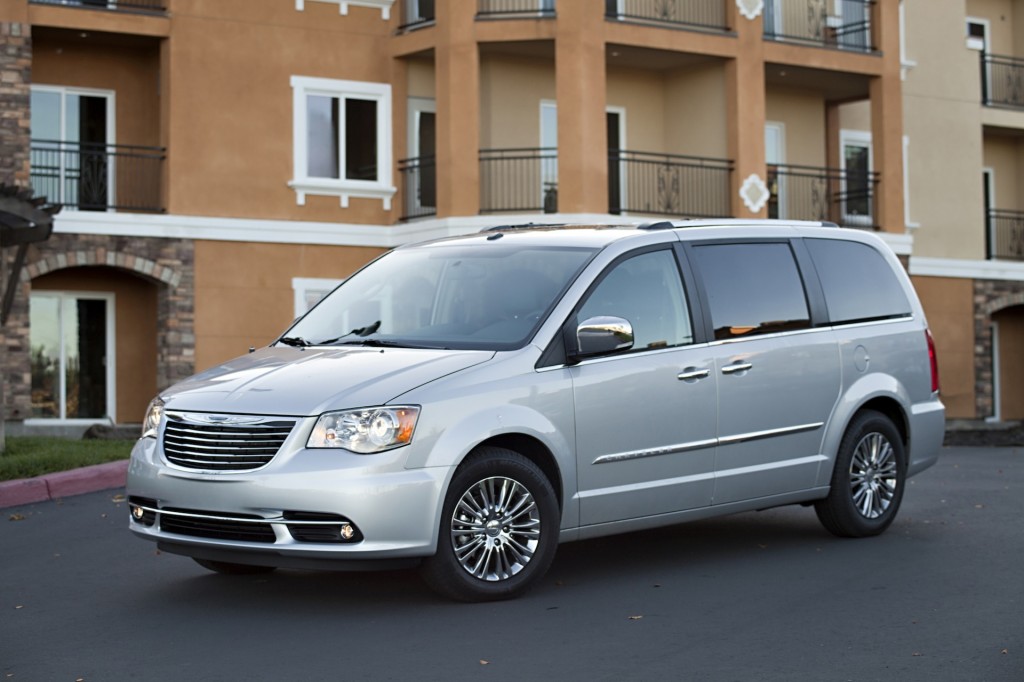 Chrysler Town and Country 2014 #16