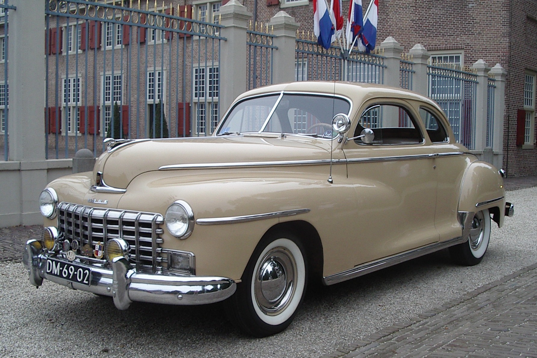 Dodge Custom 1948 #3