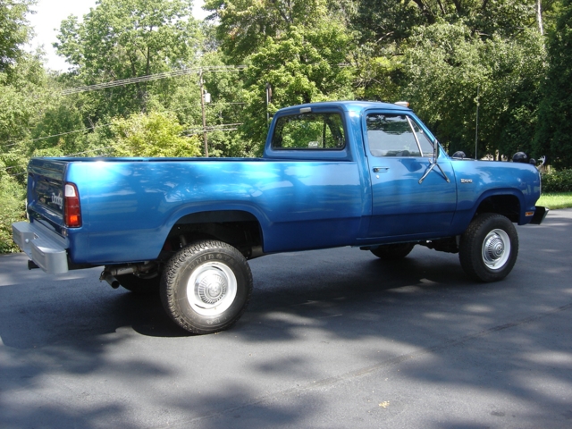 Dodge Pickup 1975 #11