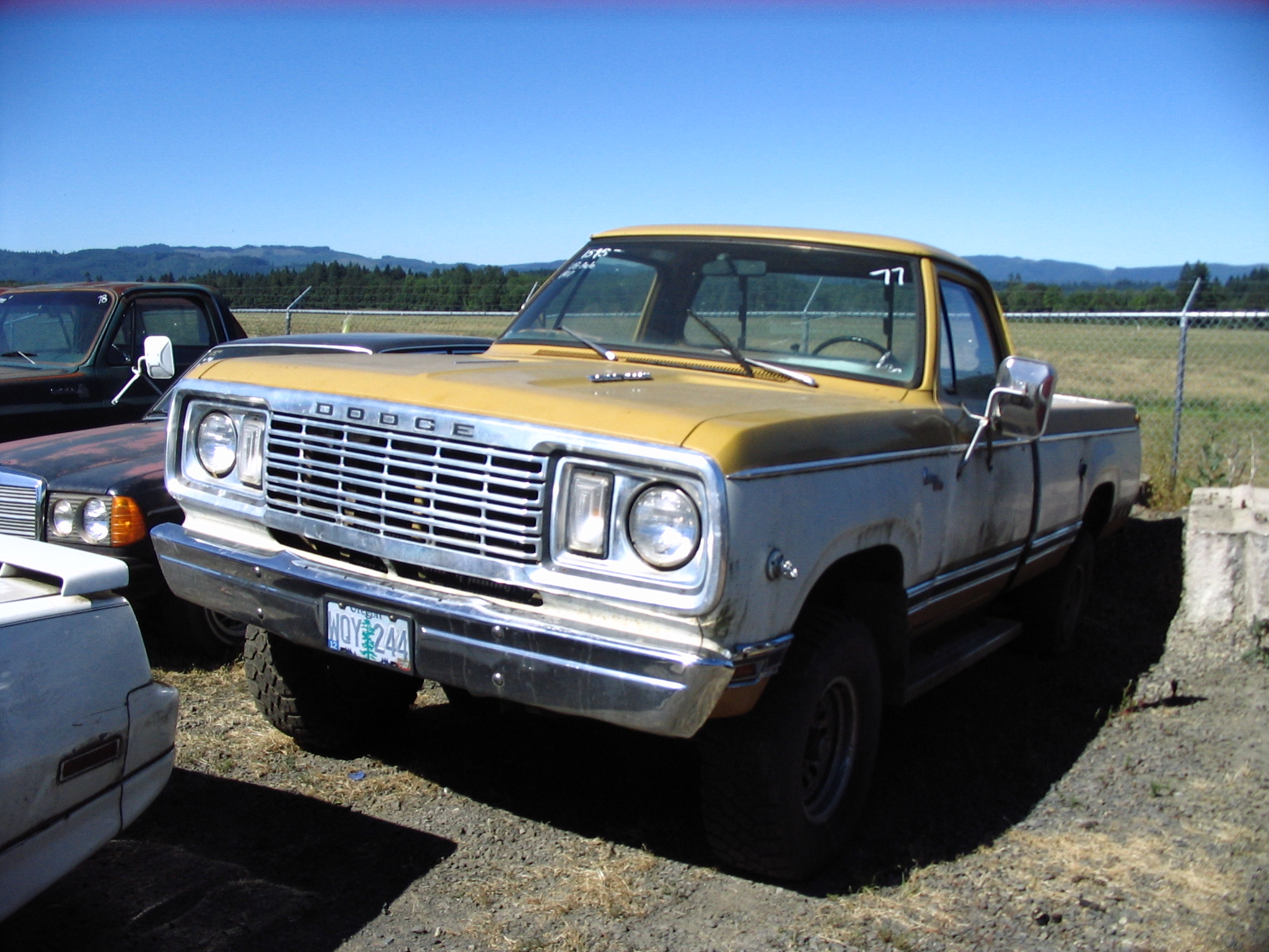 Dodge Pickup 1977 #10