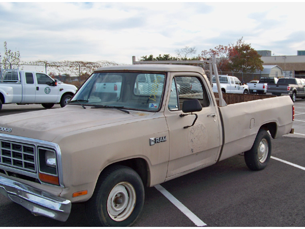 Dodge Pickup 1984 #5