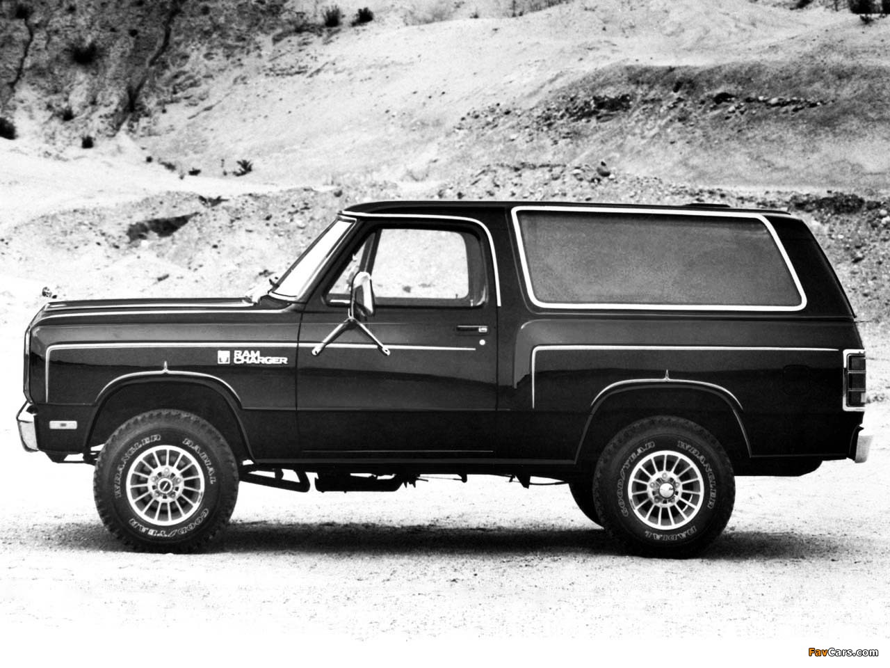 1982 Dodge Ramcharger - Information and photos - MOMENTcar