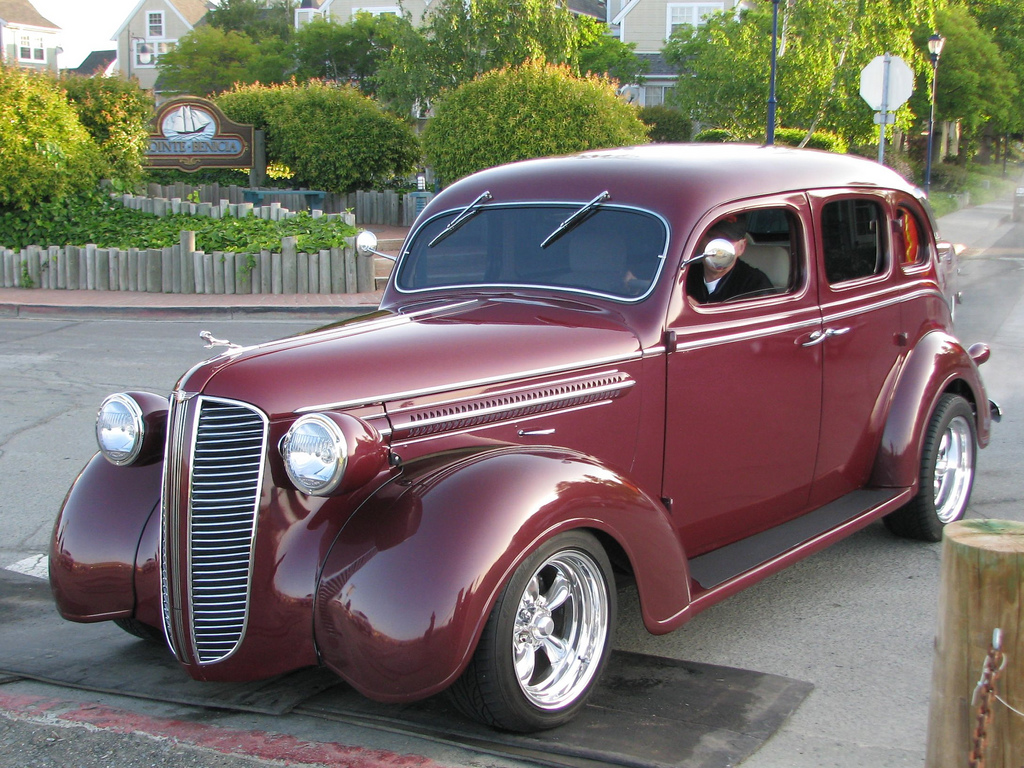 Dodge Screen 1937 #11