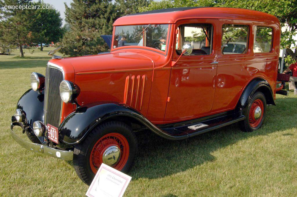 Dodge Suburban 1935 #2