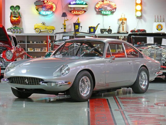 Ferrari GT 2+2 1969 #2
