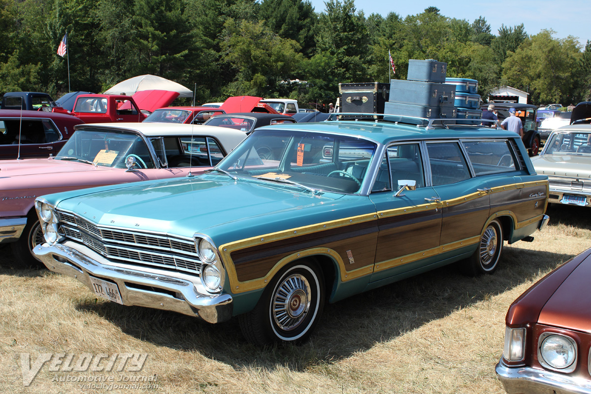 Ford Country Squire 1967 #1