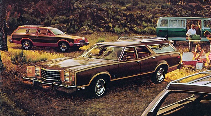 Ford Country Squire 1977 #2