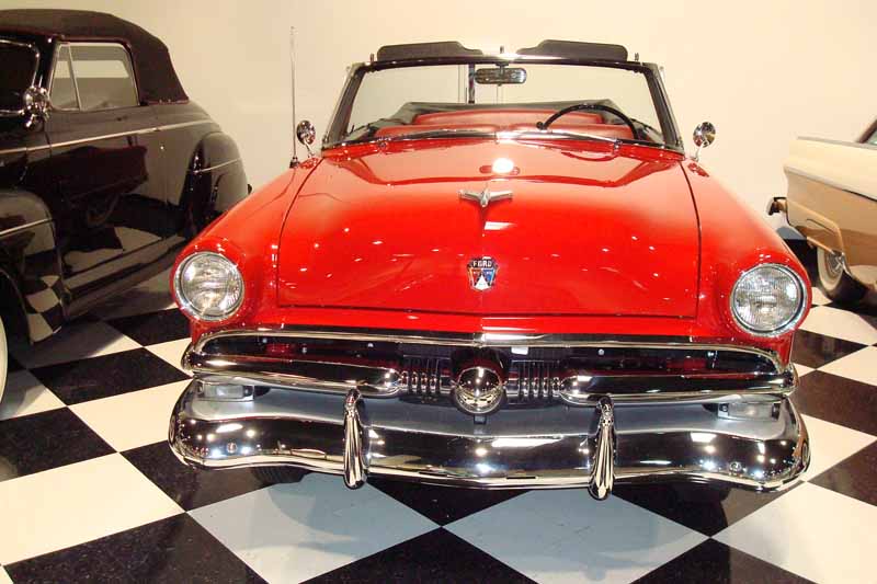 Ford Crestline 1953 #11