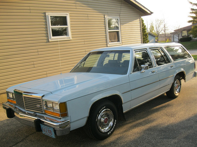 Ford Crown Victoria 1982 #10