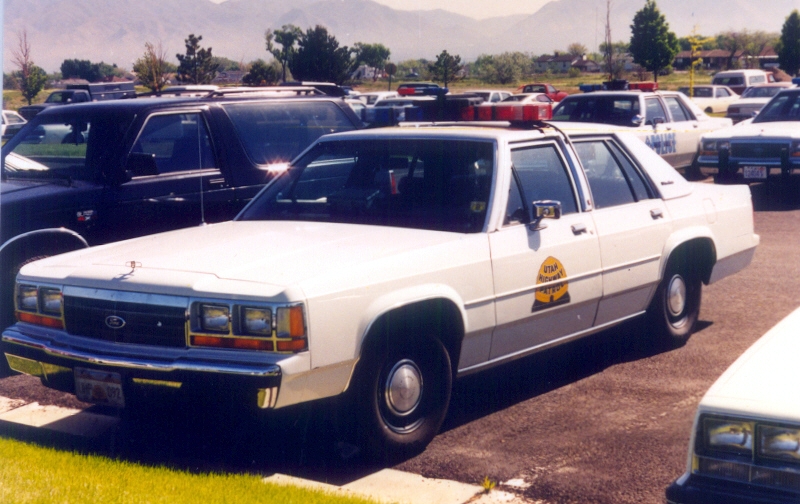Ford Crown Victoria 1982 #7