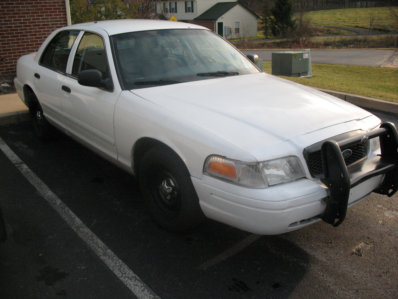 Ford Crown Victoria 2001 #1