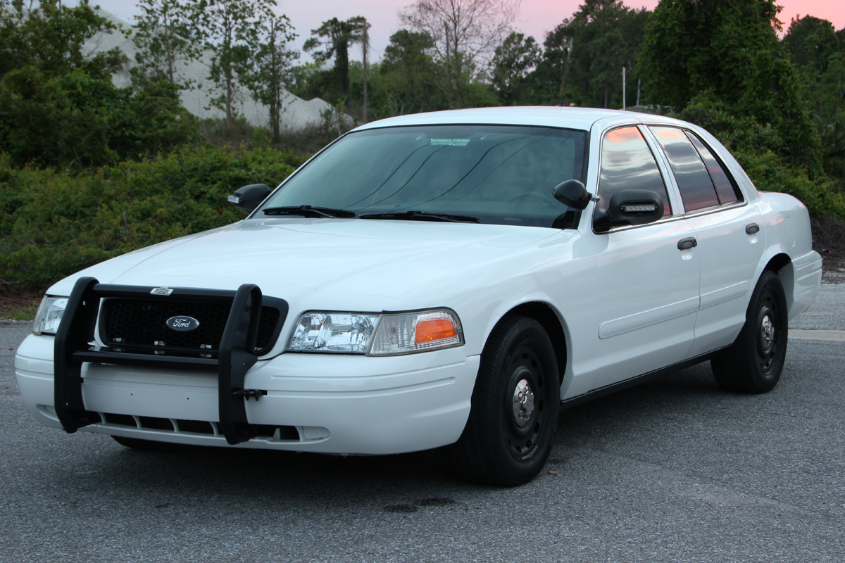 Ford Crown Victoria 2003 #1