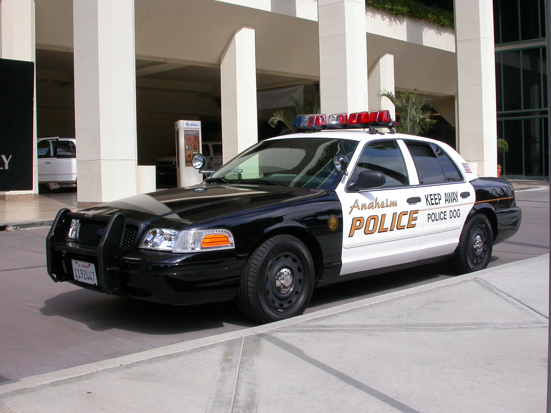 Ford Crown Victoria 2005 #2