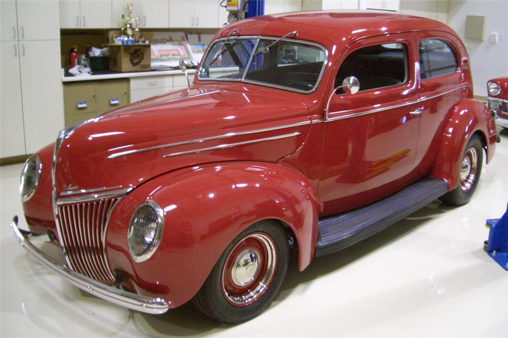 Ford Deluxe 1939 #6