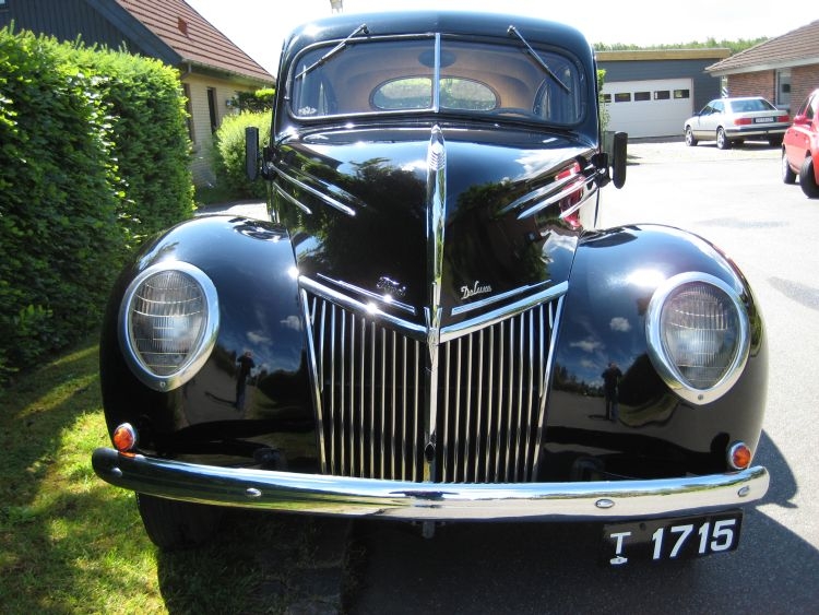 Ford Deluxe 1939 #11