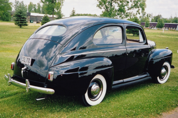 Ford Deluxe 1941 #12