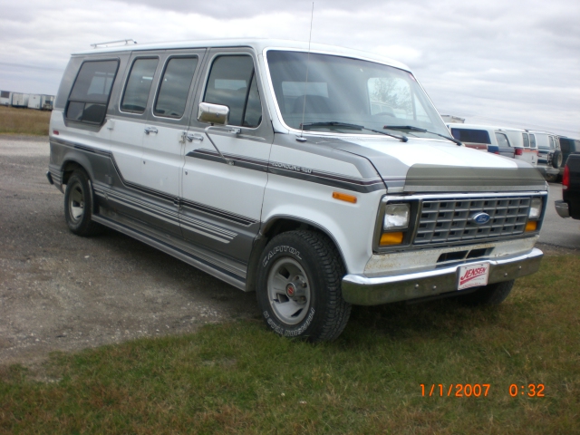 1990 ford e150