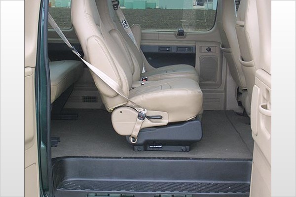 Ford Econoline Wagon 2001 #5