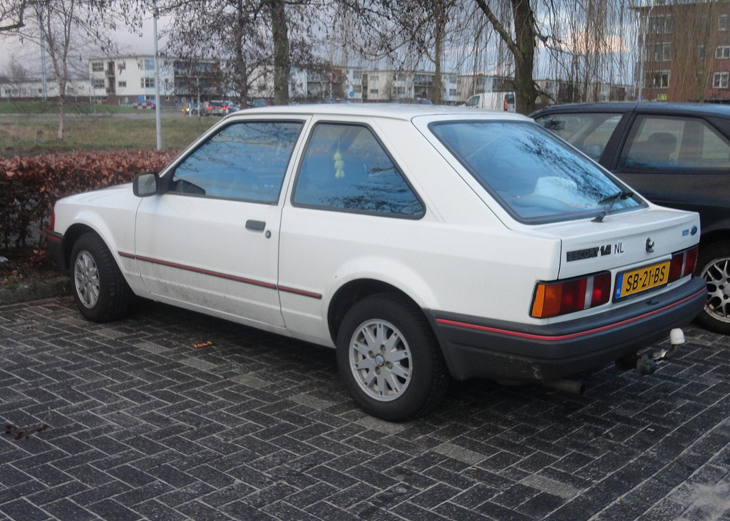 ford escort 1987