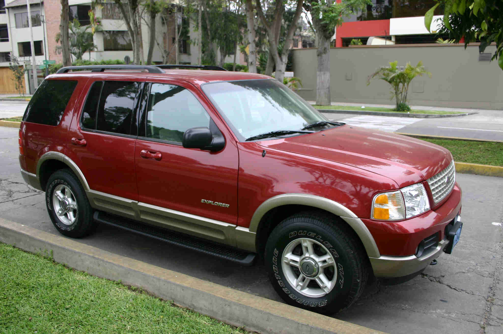 Ford Explorer 2002 #6