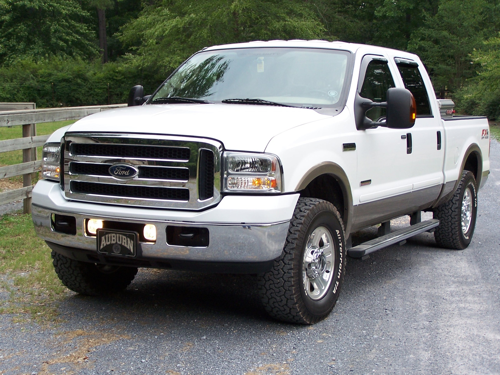 2004 Ford F-250 Super Duty - Information And Photos - Momentcar