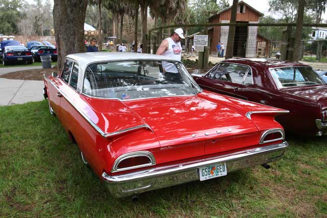 Ford Fairlane 1960 #11