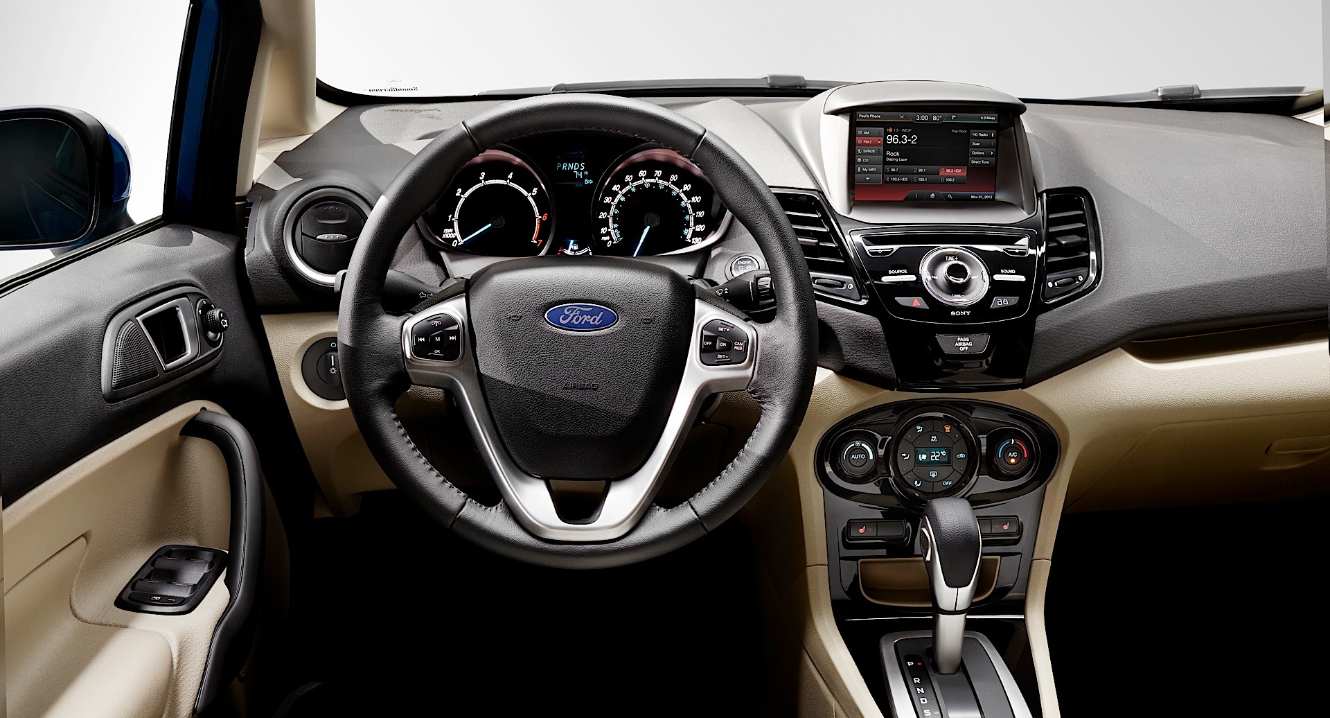 Ford Fiesta 2013 #9