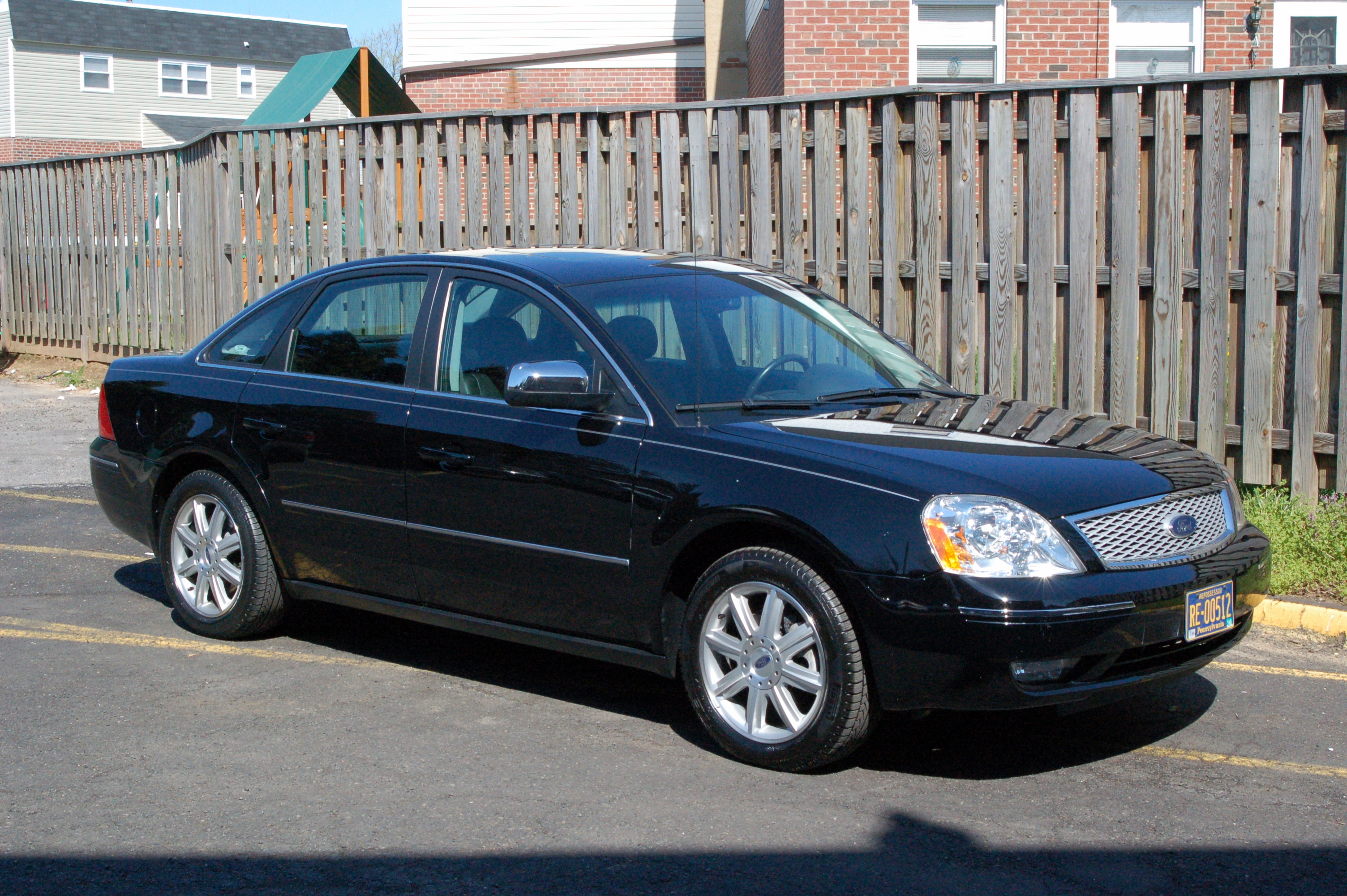 Ford Five Hundred Limited #1