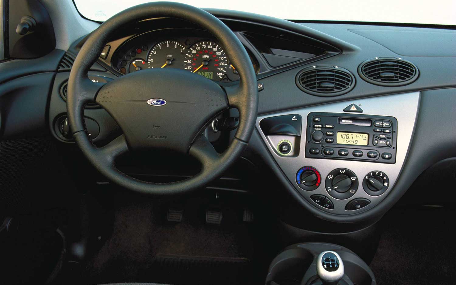 Ford Focus 2000 #11