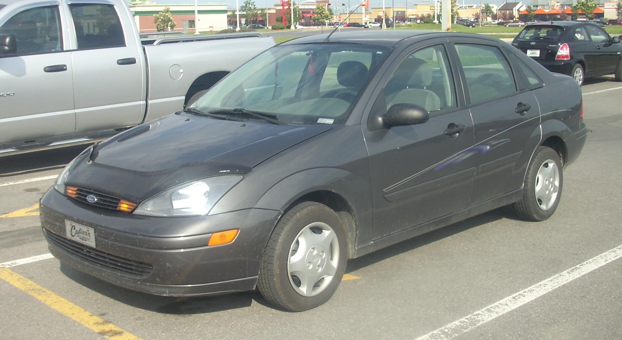 Ford Focus 2000 #4