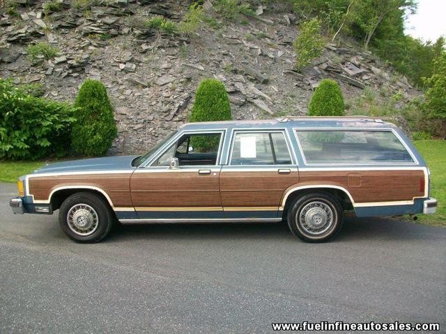 Ford LTD Crown Victoria Country Squire #3