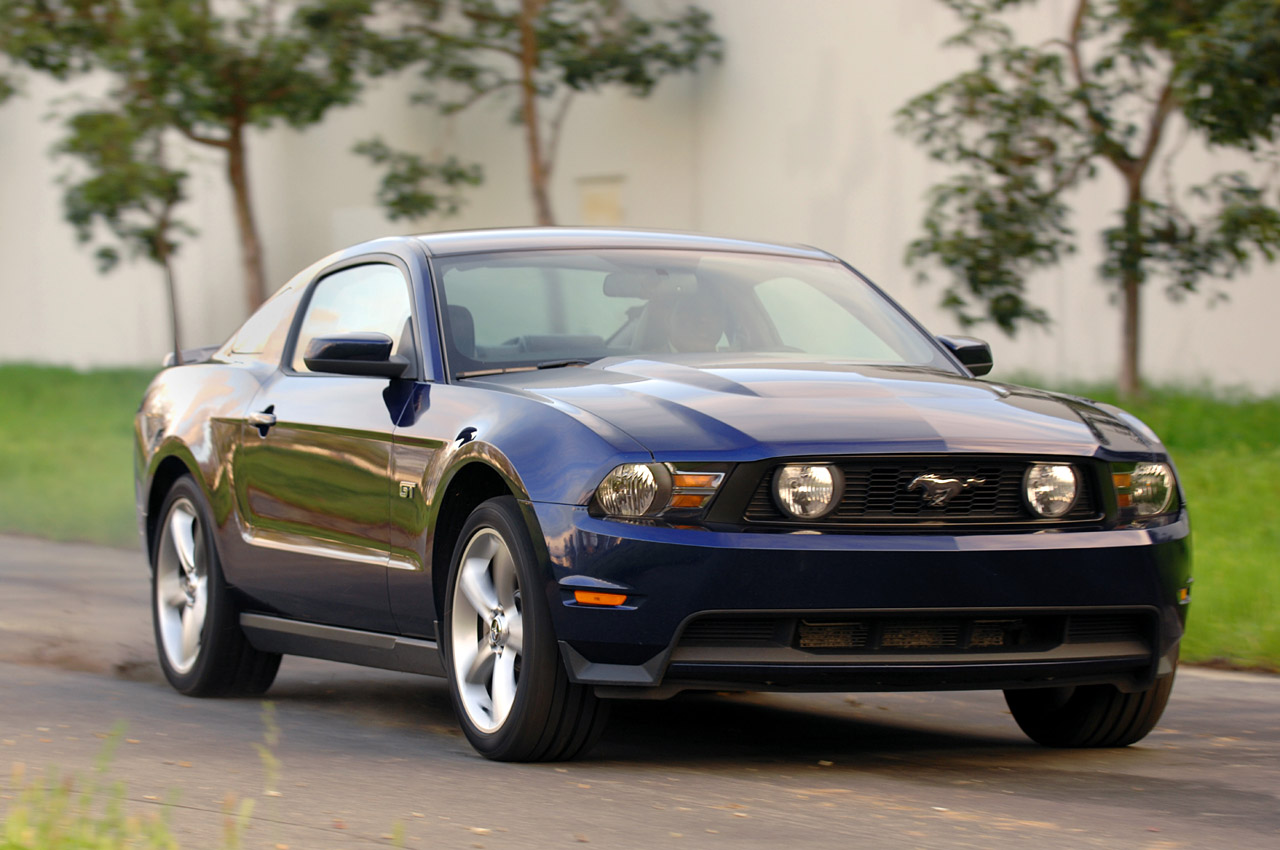 Ford Mustang 2010 #8