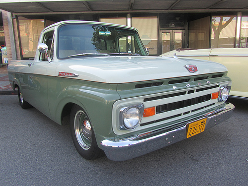 Ford Pickup 1962 #1
