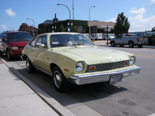 Ford Pinto 1976 #3