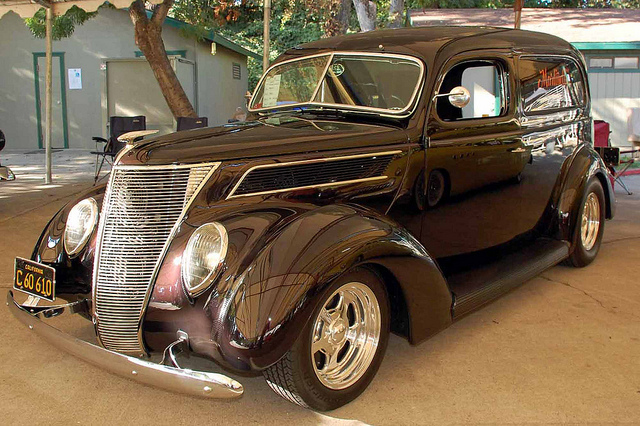 Ford Sedan Delivery 1937 #4