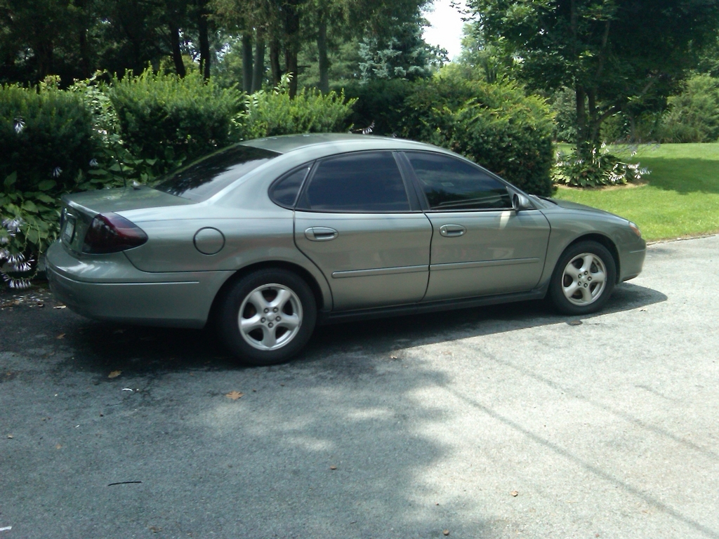 2003 Ford Taurus Information And Photos Momentcar