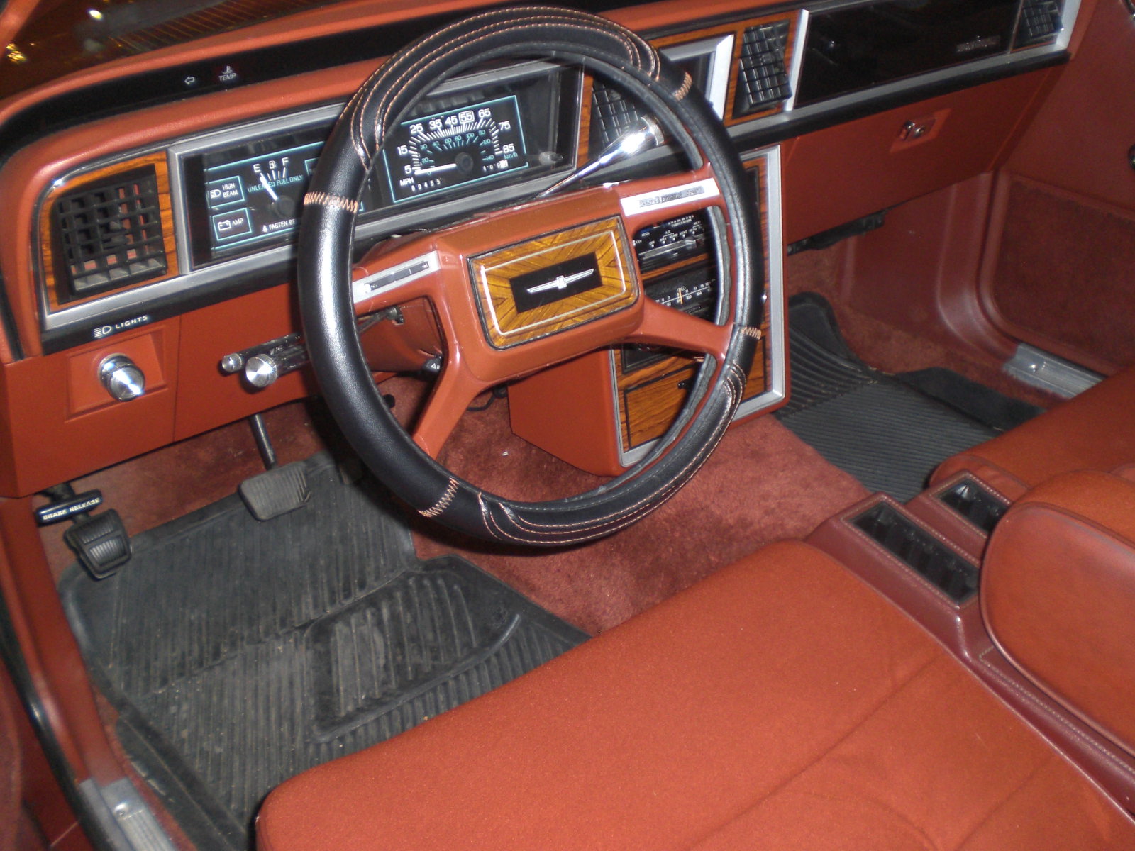 Ford Thunderbird 1982 #9