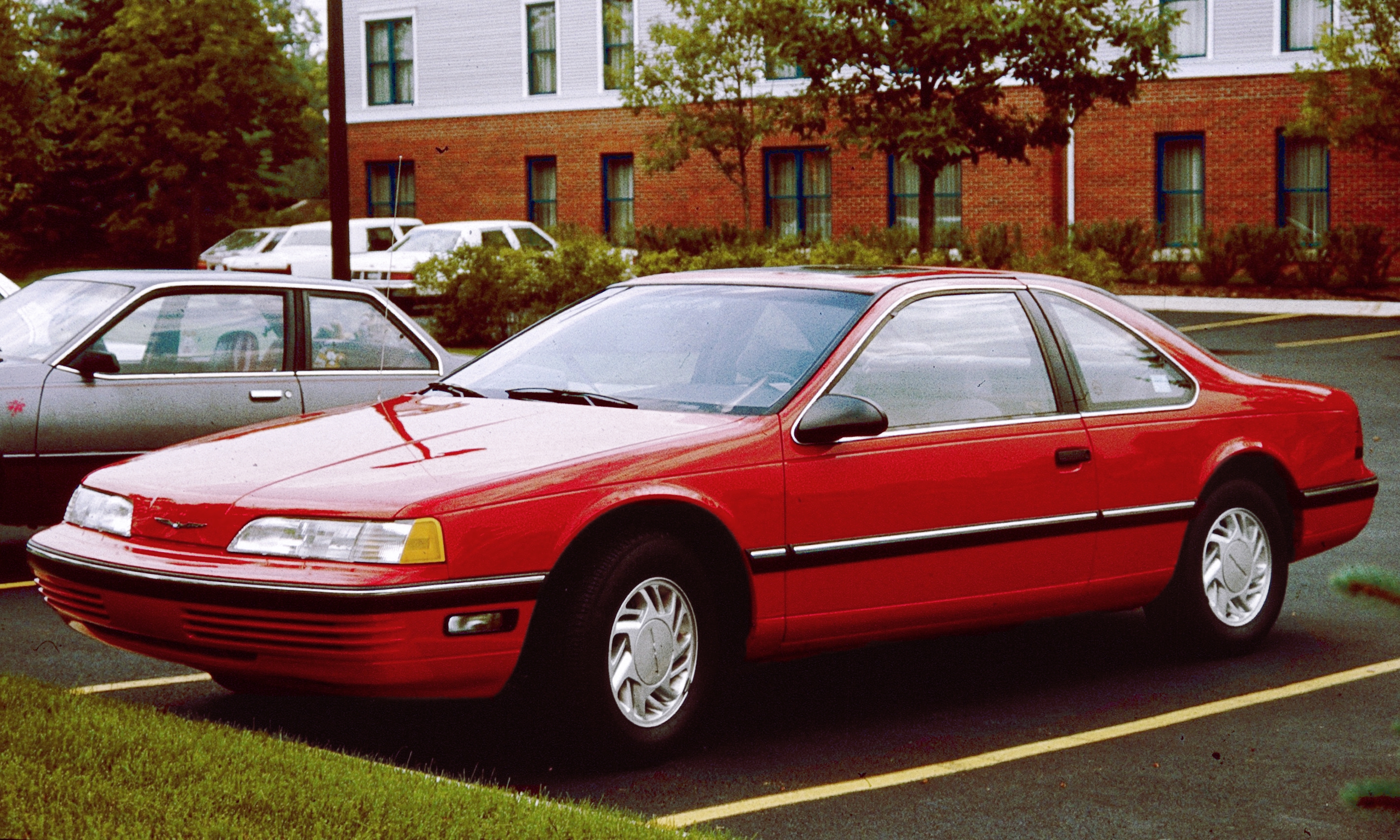 Ford Thunderbird 1989 #1