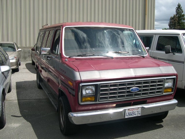 Ford Van 1982 #4