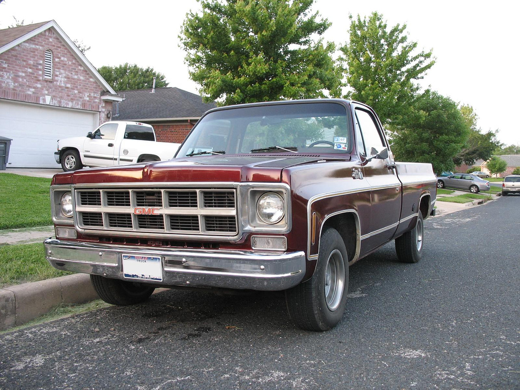 GMC Pickup 1977 #2