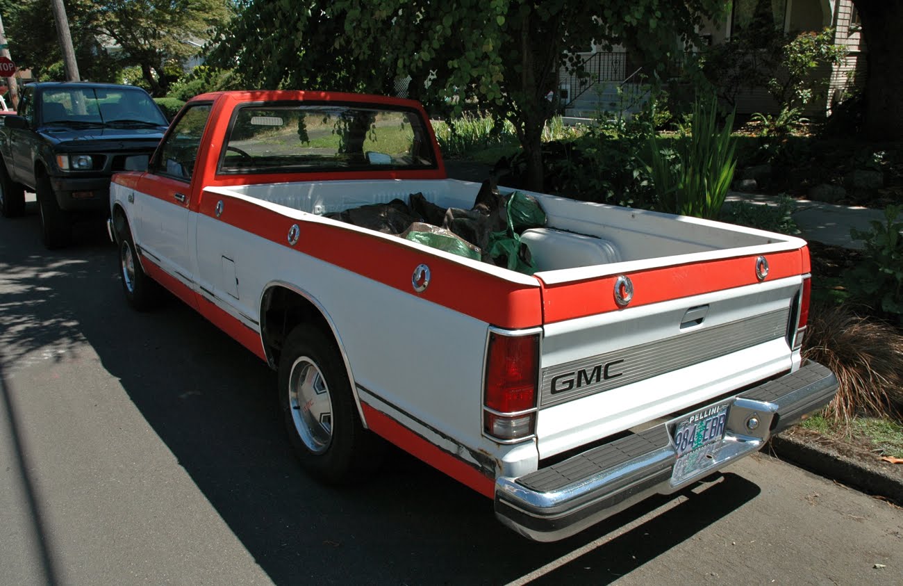 GMC S-15 Pickup 1983 #5