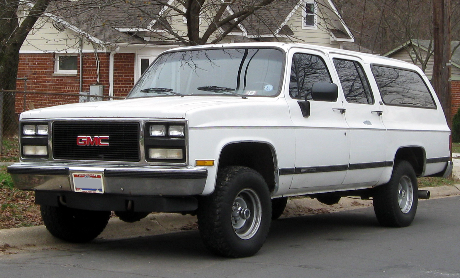 GMC Suburban 1979 #11